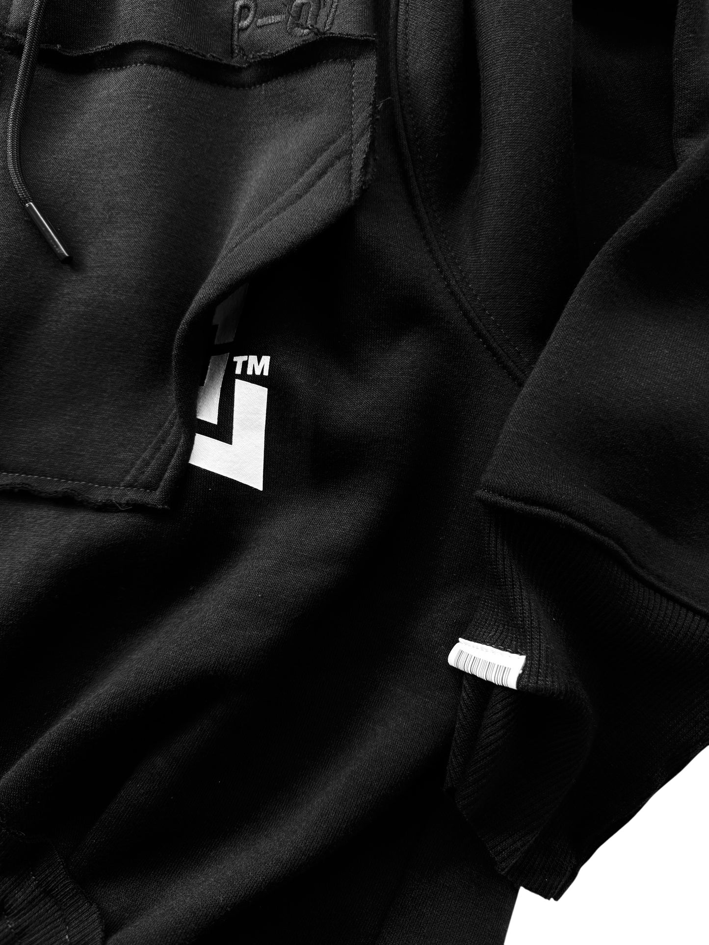 TOGGLE ZIP-UP HOODIE