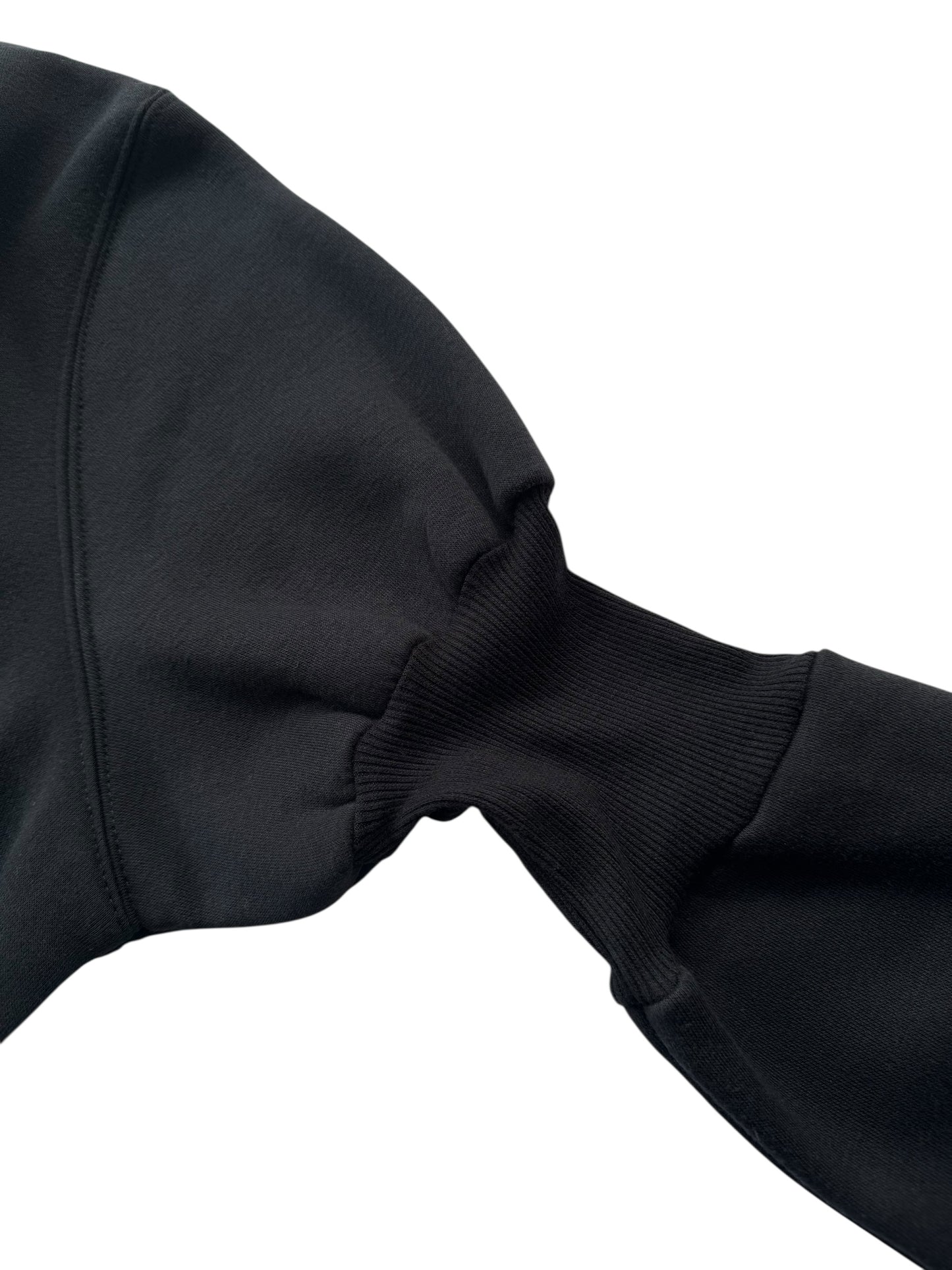 ARMBAND CREWNECK