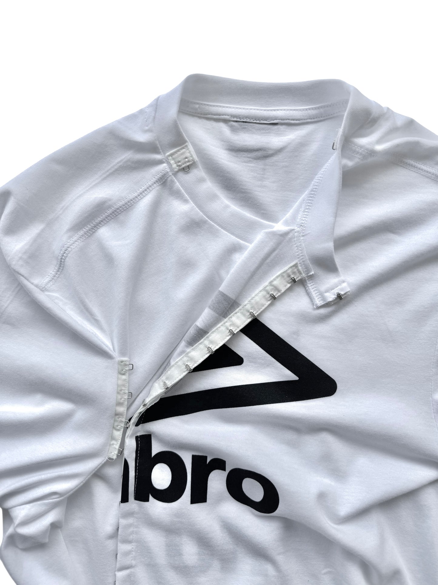 HOOK & BAR TEE