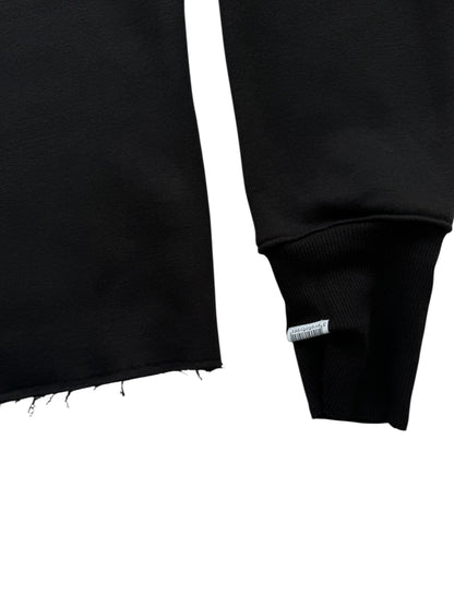 ARMBAND CREWNECK