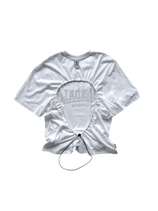 BACKLESS TEE